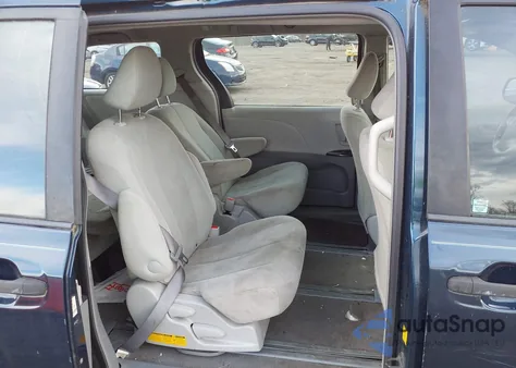 2011 Toyota Sienna from USA, damaged, VIN 5TDKA3DC6BS001746